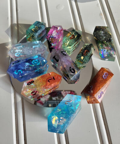 Crystal dice